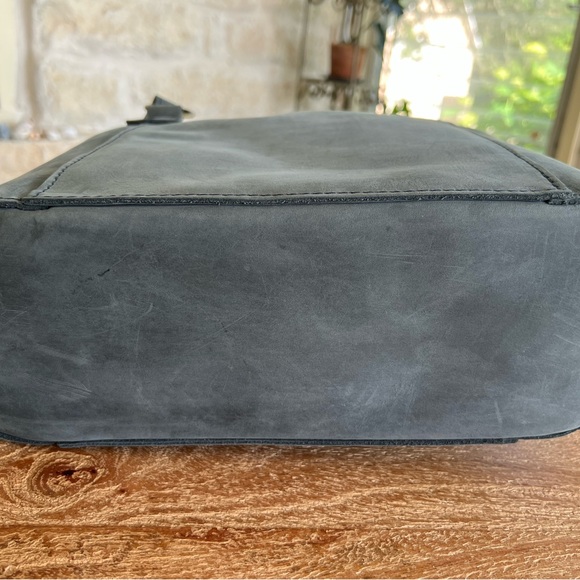 Portland Leather Storm Market Tote - Picture 5 of 6